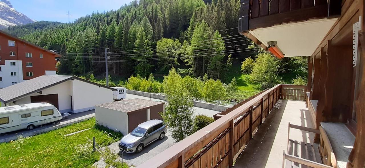 Free Cable Car & Bus In The Summer Haus L'Oree Saas-Grund Buitenkant foto